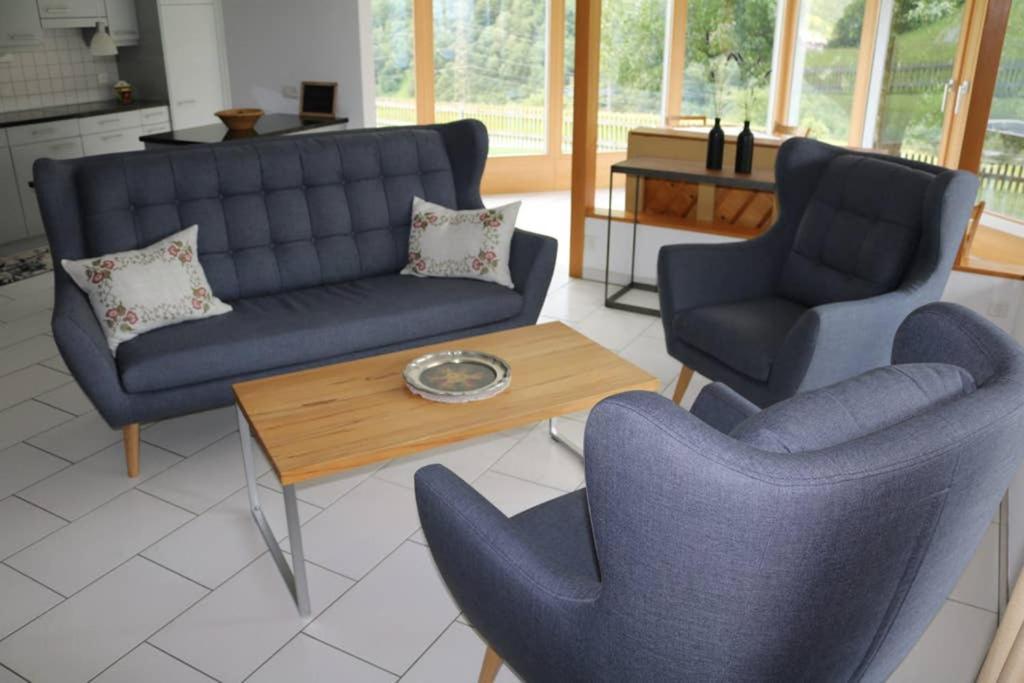 Ferienwohnung Fuer 5 Personen In Cumpadials, Inmitten Der Surselva Sumvitg Exteriör bild