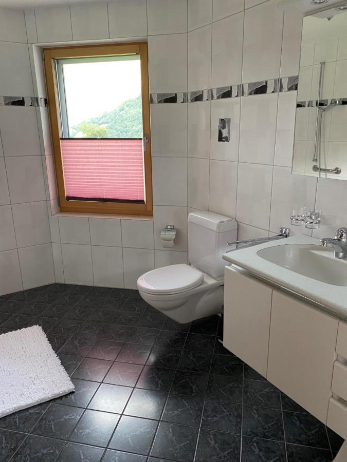 Ferienwohnung Fuer 5 Personen In Cumpadials, Inmitten Der Surselva Sumvitg Exteriör bild